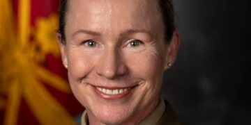 Australia has announced a historic shift in its defence leadership, naming a woman to head the army for the first time.